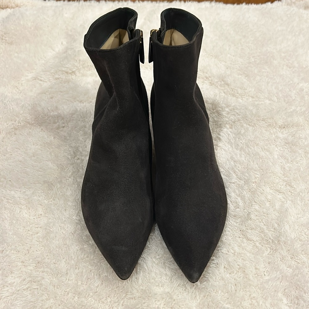 NWOB L'AGENCE Jeanne 85MM Suede Ankle Boots Size 39 1/2 in Dark Gray